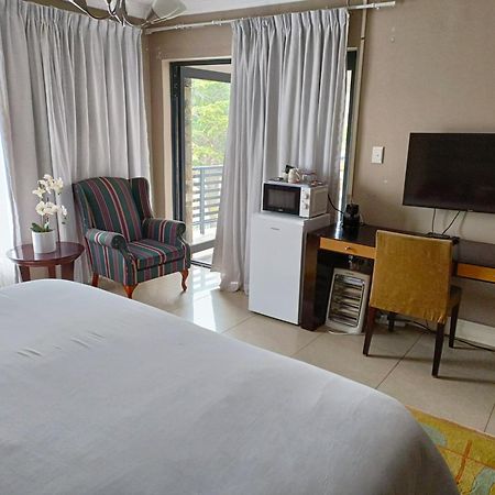 Camdene Guesthouse Cape Town Ngoại thất bức ảnh