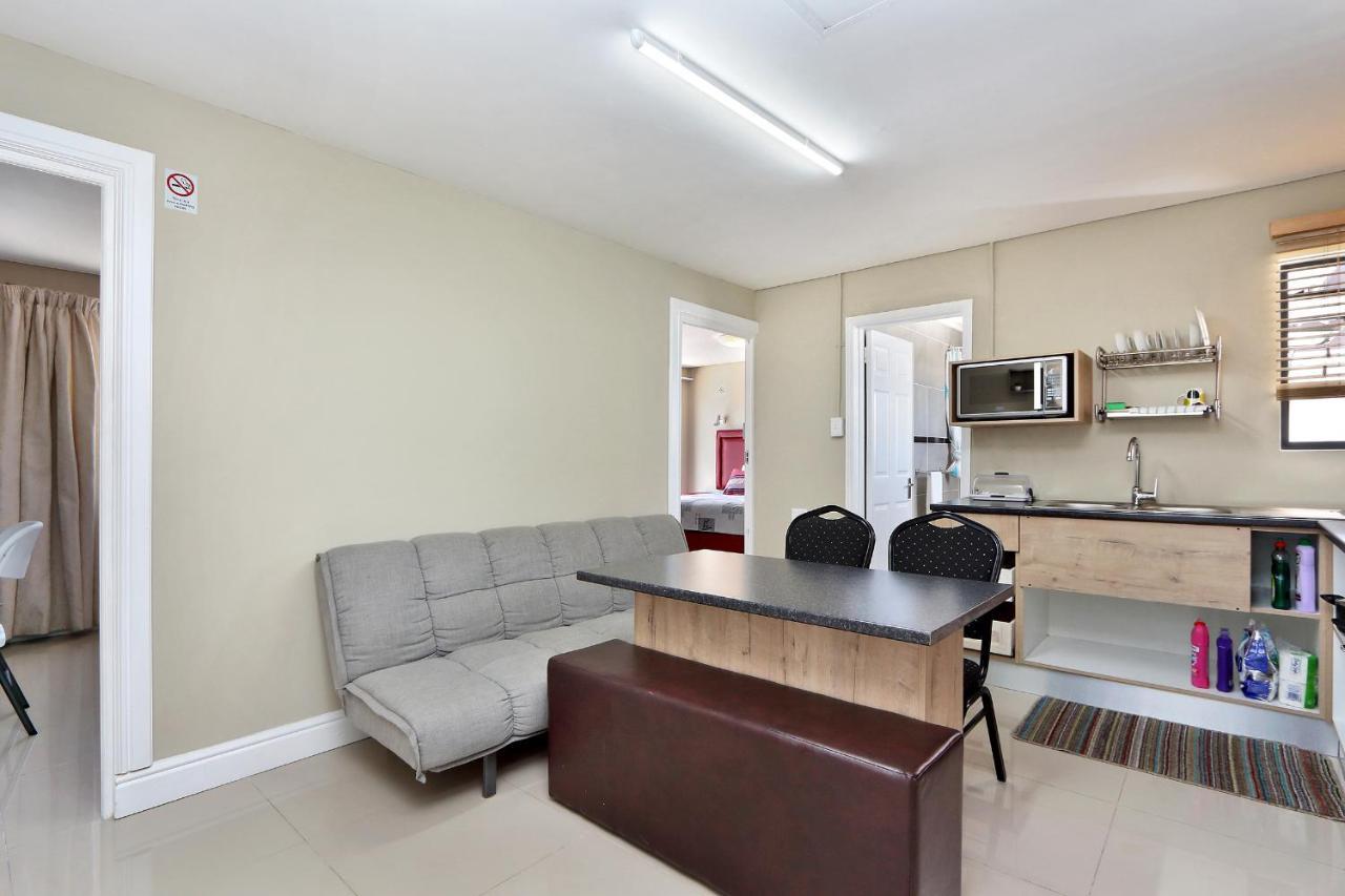 Camdene Guesthouse Cape Town Ngoại thất bức ảnh