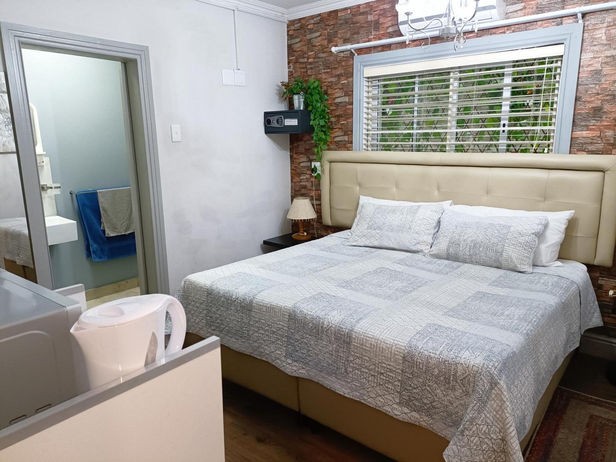 Camdene Guesthouse Cape Town Ngoại thất bức ảnh